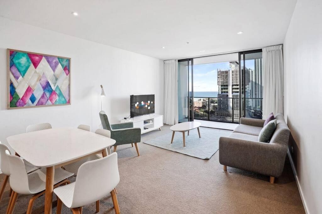 Broadbeach Apartment Level 10 With Beach Views ゴールドコースト エクステリア 写真