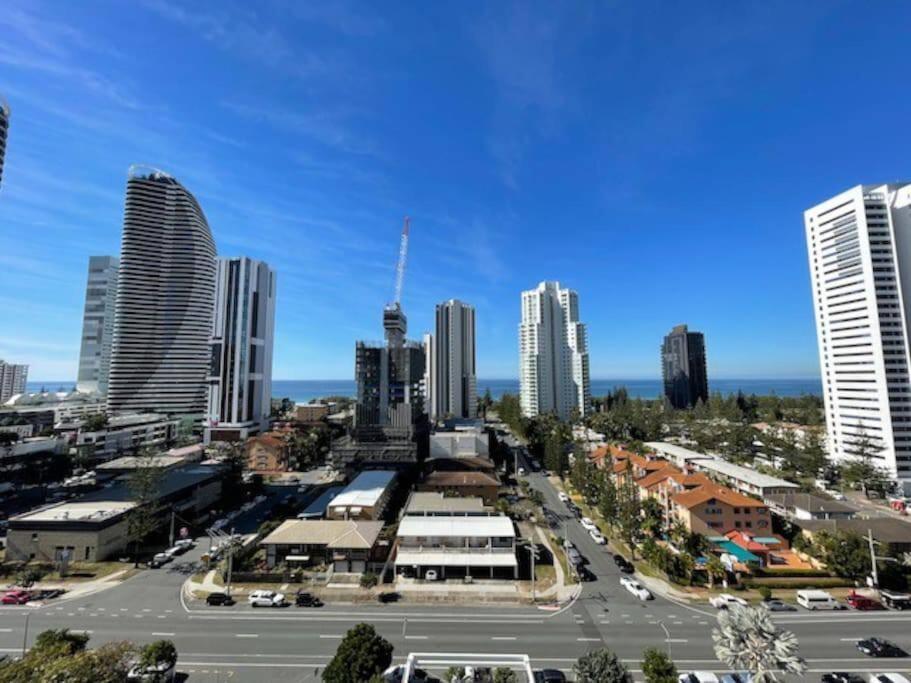 Broadbeach Apartment Level 10 With Beach Views ゴールドコースト エクステリア 写真