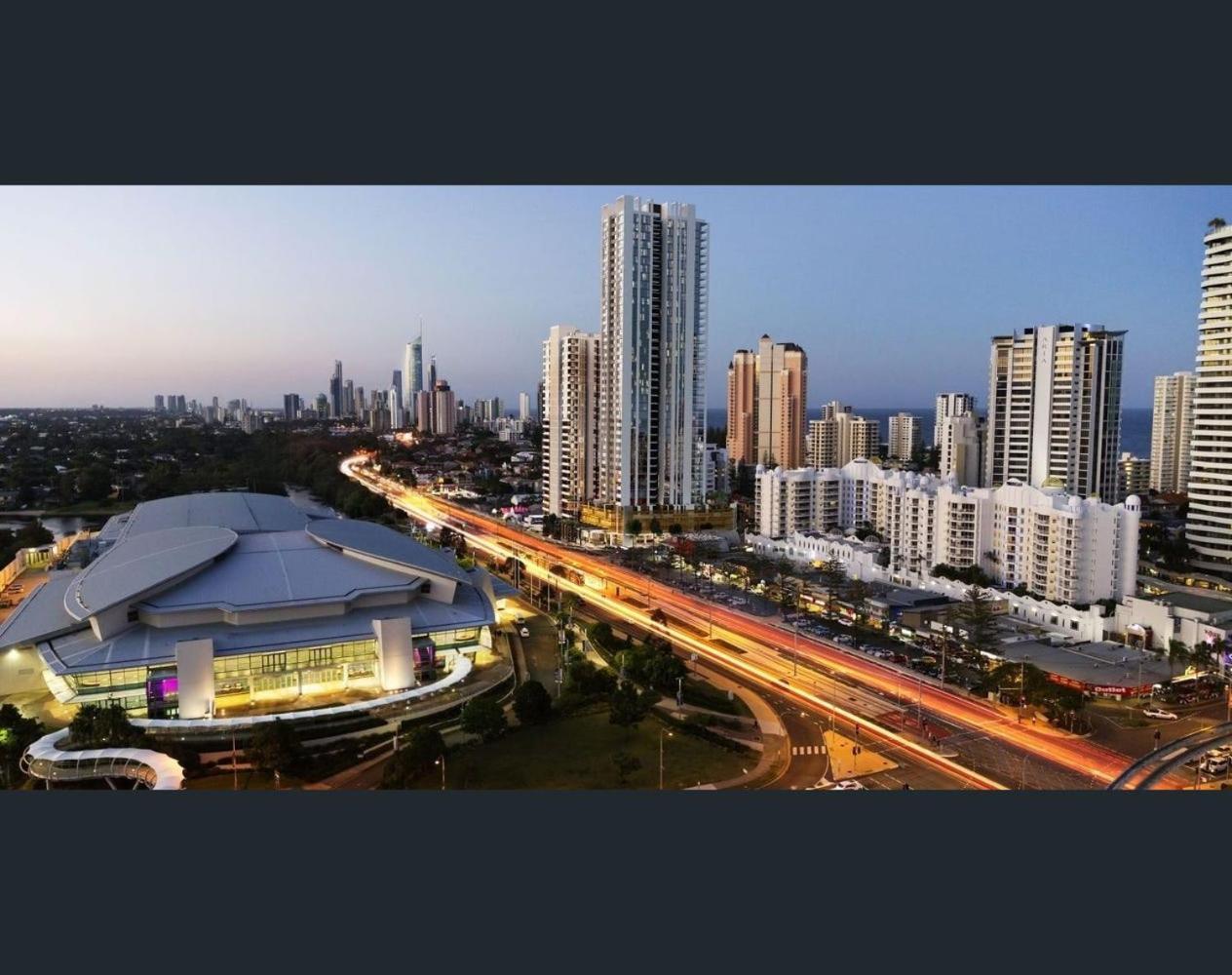 Broadbeach Apartment Level 10 With Beach Views ゴールドコースト エクステリア 写真