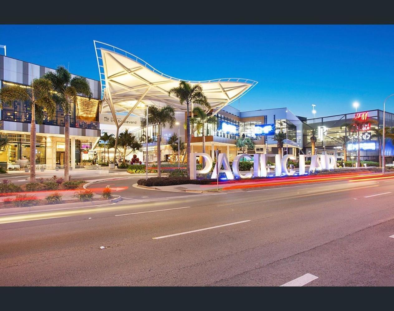 Broadbeach Apartment Level 10 With Beach Views ゴールドコースト エクステリア 写真